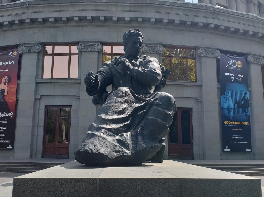 The Armenian National Academic Theater of Opera and Ballet named after Alexander Spendiaryan-埃里温必去景点