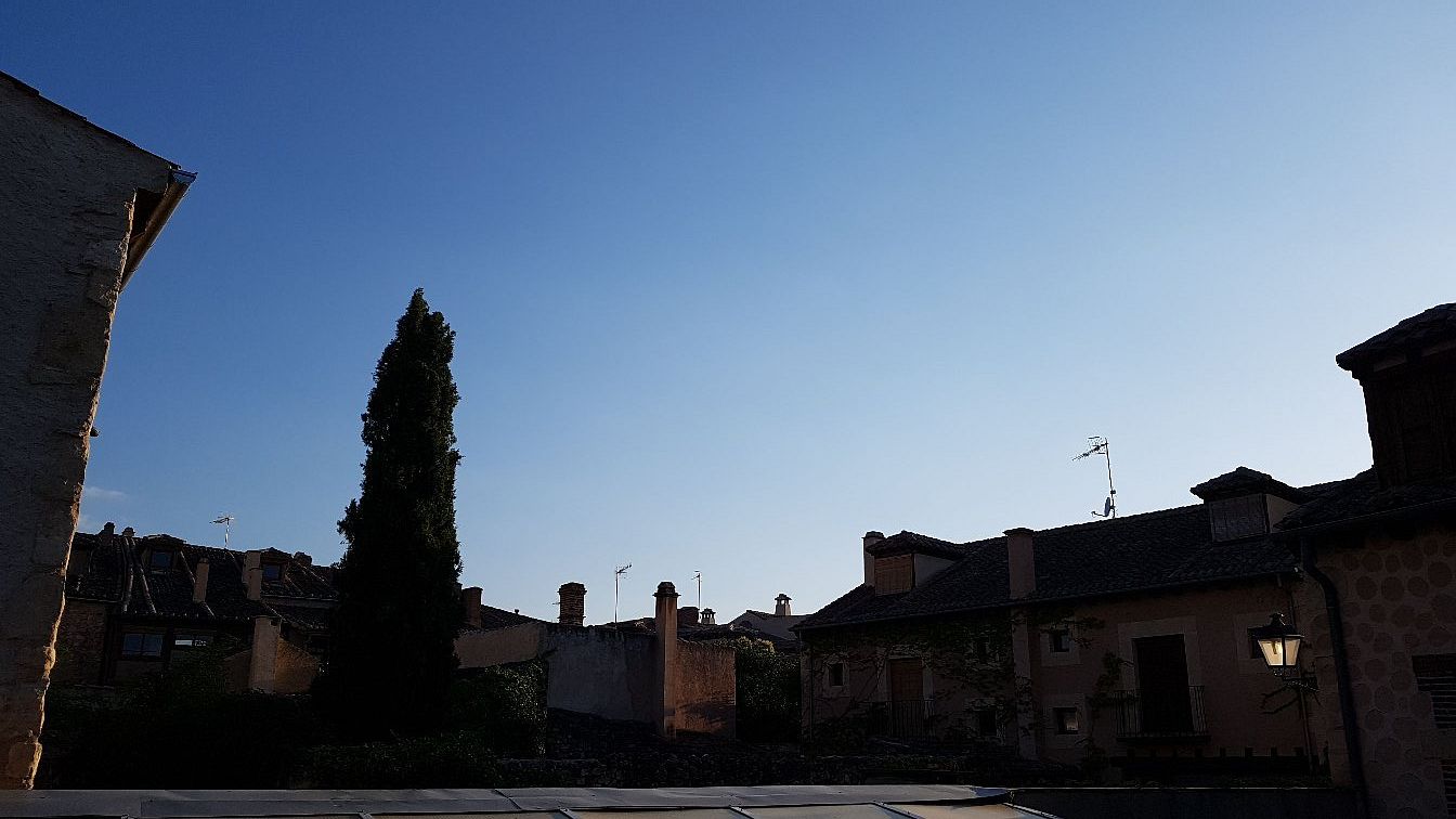 El Hotel De La Villa-官方