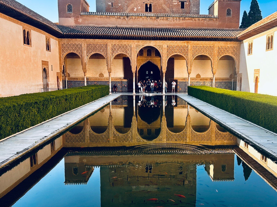 Grupoxplorer Tours-格拉纳达必去景点