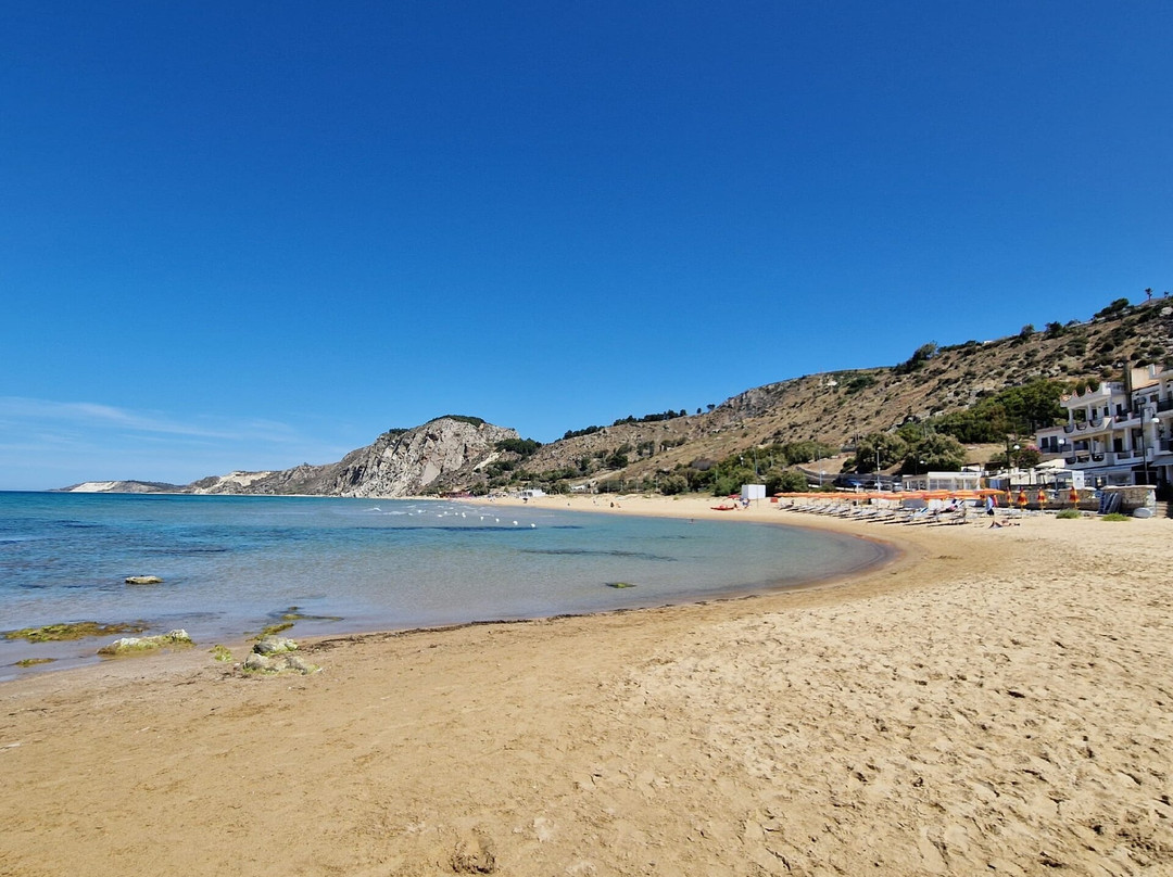 Cala Manbrù景点图片