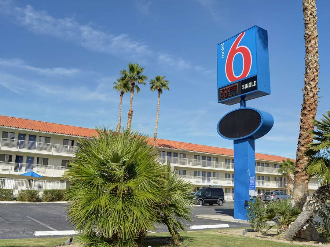 二十九棕榈村酒店住宿-Motel 6 Twentynine Palms