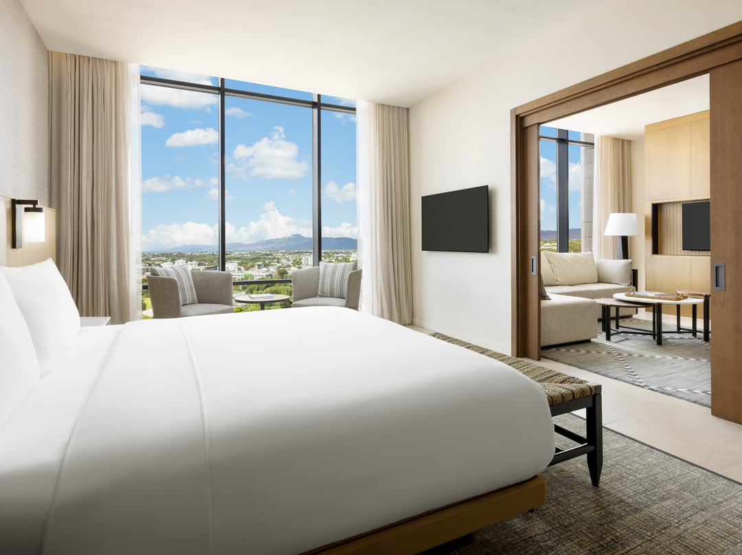 Hotel Santiago, Curio Collection By Hilton