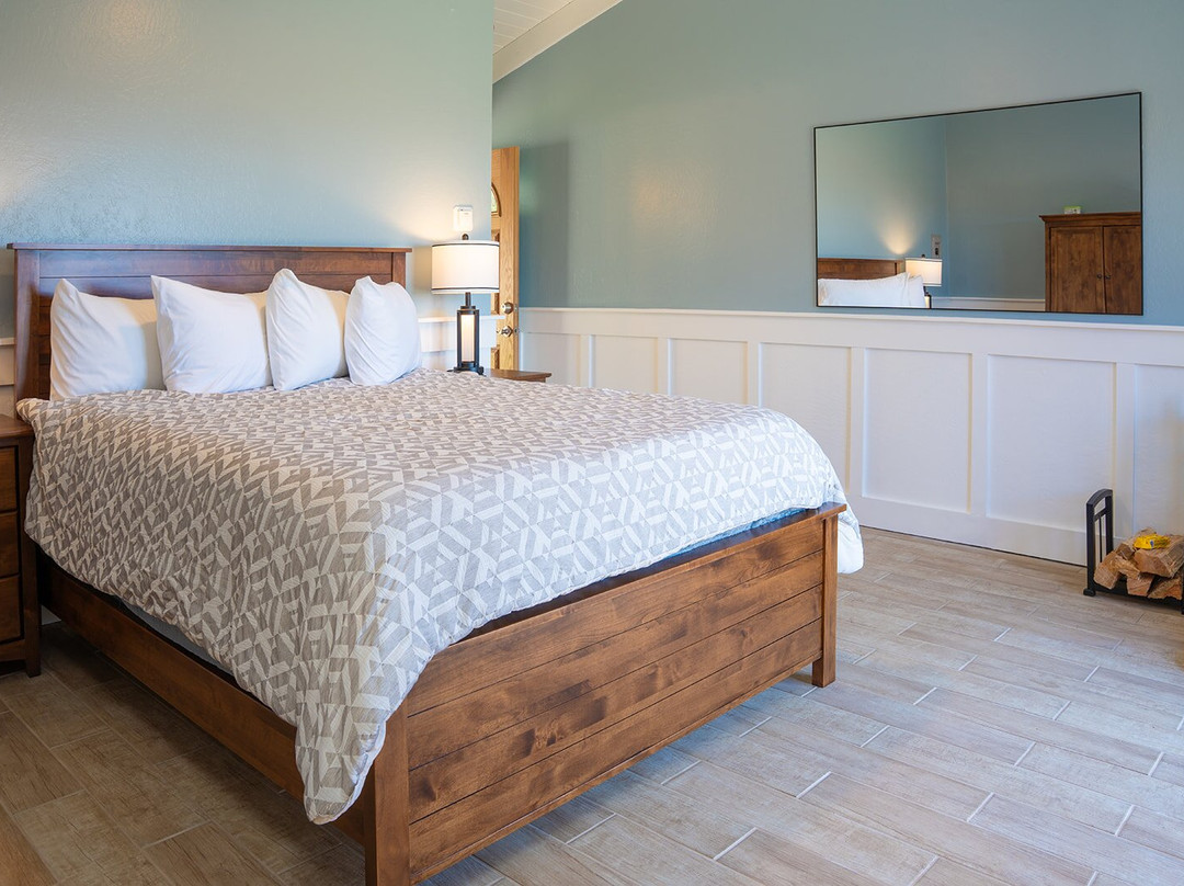 Fort Ross Lodge主图