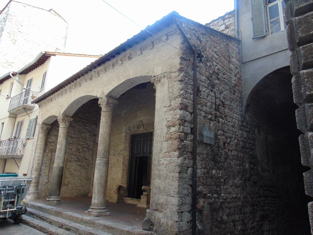Chiesa di Santa Maria in Pensole-Narni必去景点