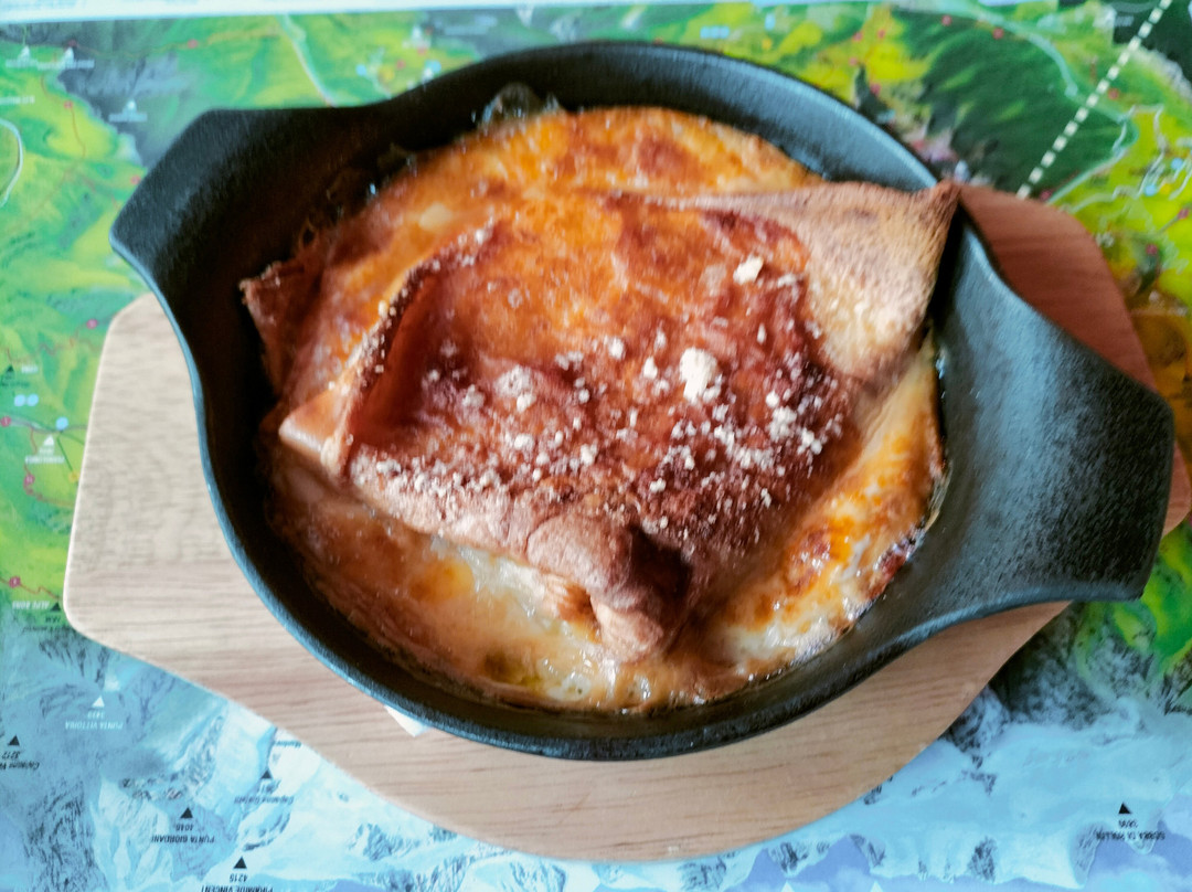 卡斯特酒店主图