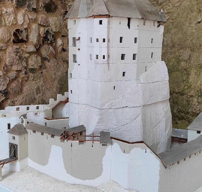 Castello di Andraz-利维纳隆戈德尔科尔迪拉纳必去景点