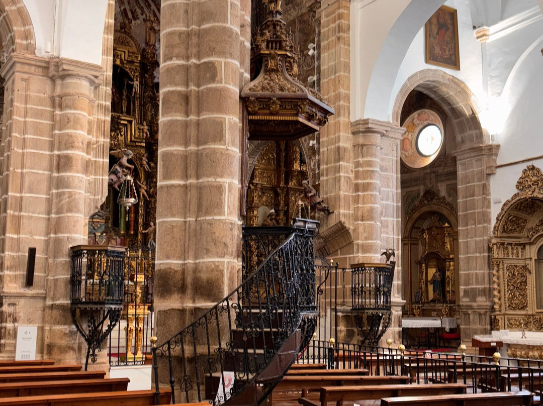 Iglesia de San Miguel Arcangel-Jerez de los Caballeros必去景点