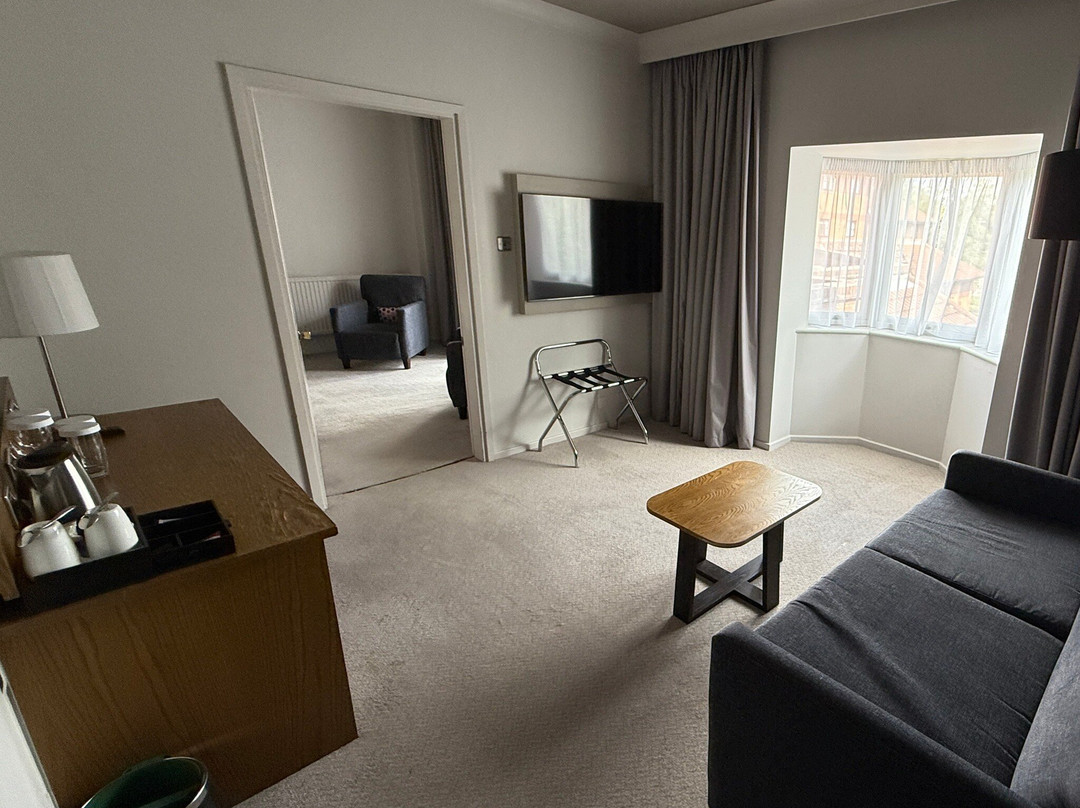 索利赫尔假日酒店主图