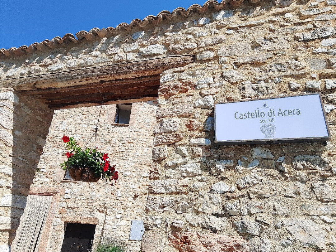 Castello Di Acera-Campello sul Clitunno必去景点
