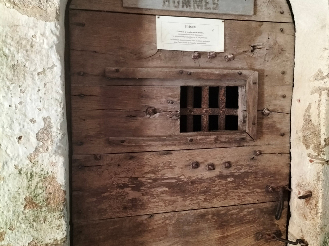 Balades en Haut Limousin Tours-Mortemart必去景点