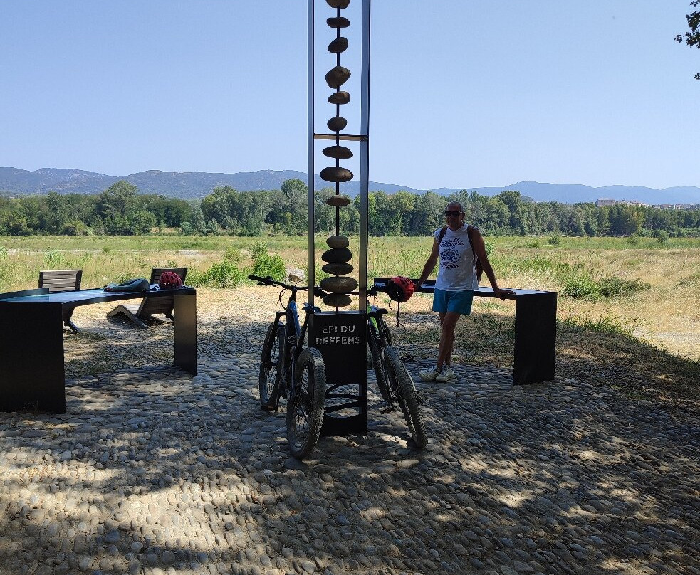 Sol & Bike-Charleval必去景点