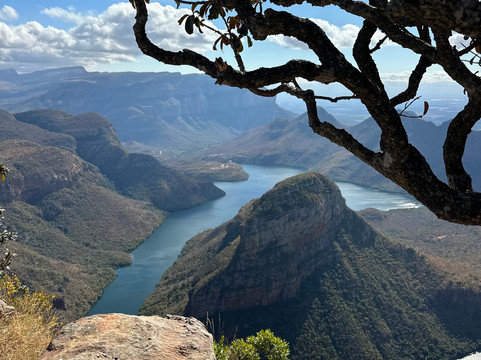 Elephant Herd Tours & Safaris-雾观必去景点