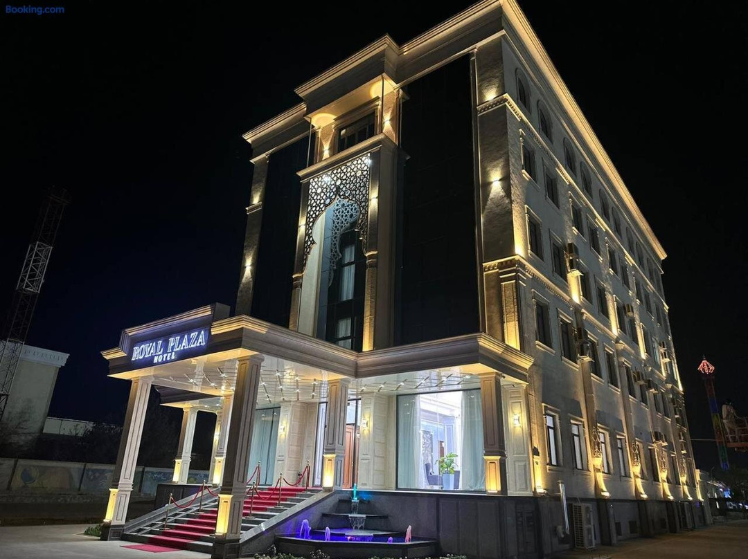 Royal Plaza