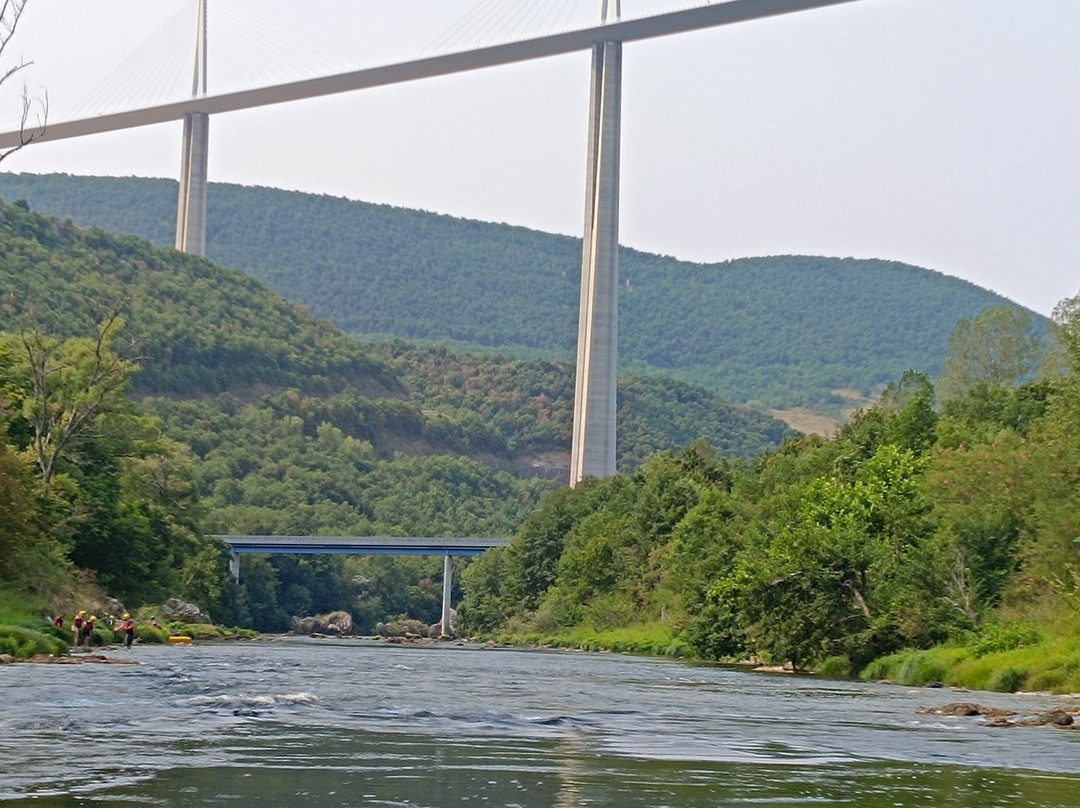 Bateliers du Viaduc-Creissels必去景点