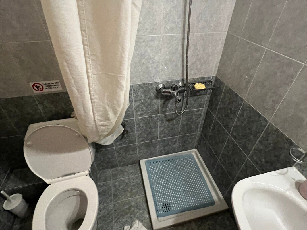 Hiona Holiday Hotel主图