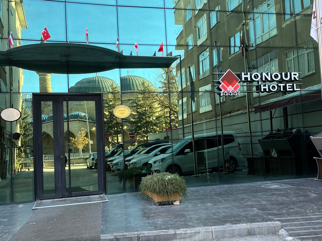 Honour Hotel主图