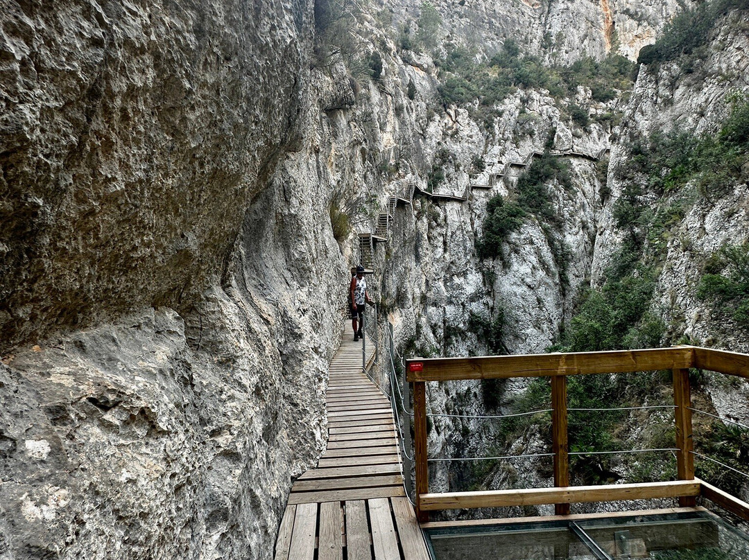 Pasarela De La Presa De Relleu-Relleu必去景点