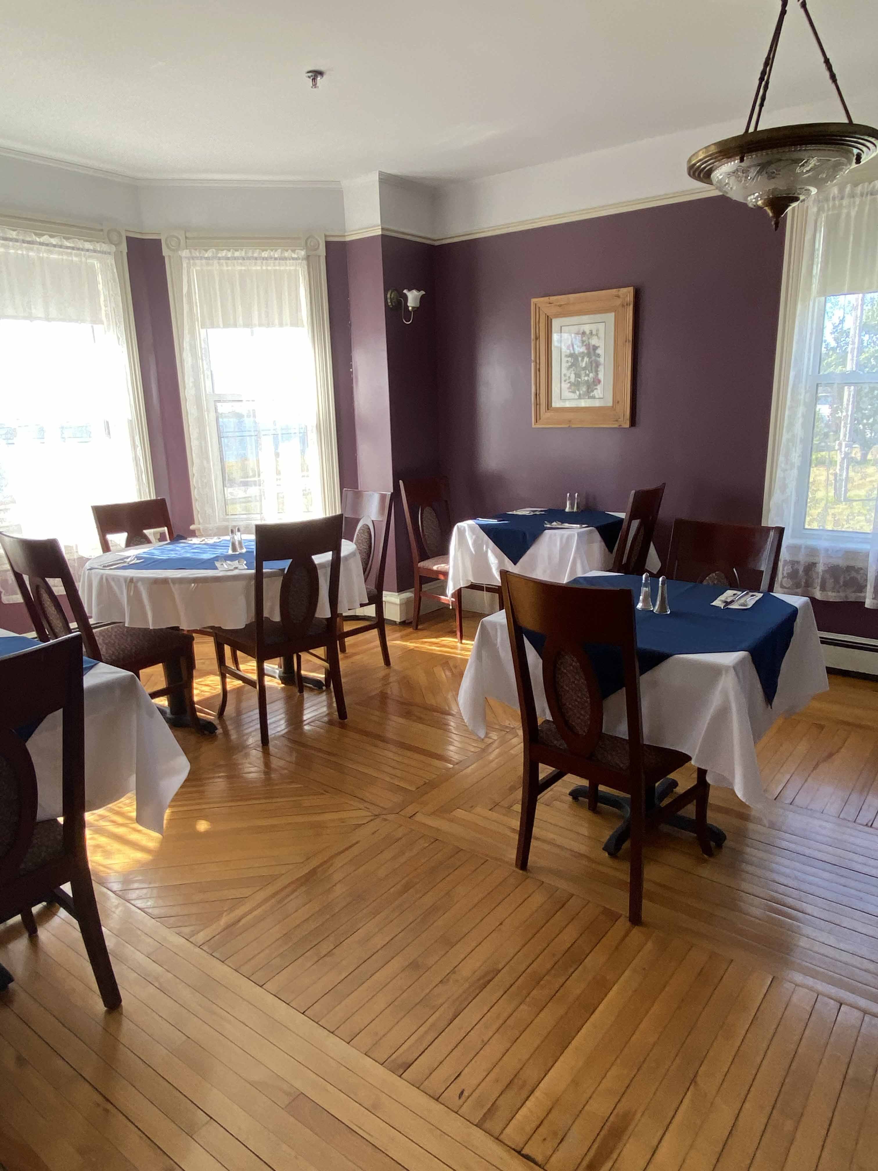 Hillcrest Hall Country Inn-官方