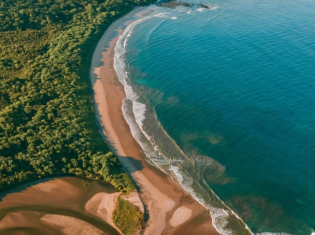 Vajra Sol Yoga Retreats-圣特雷莎必去景点