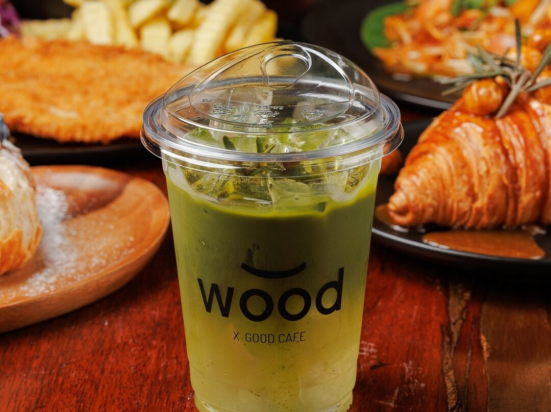 Wood Cafe & Bistro