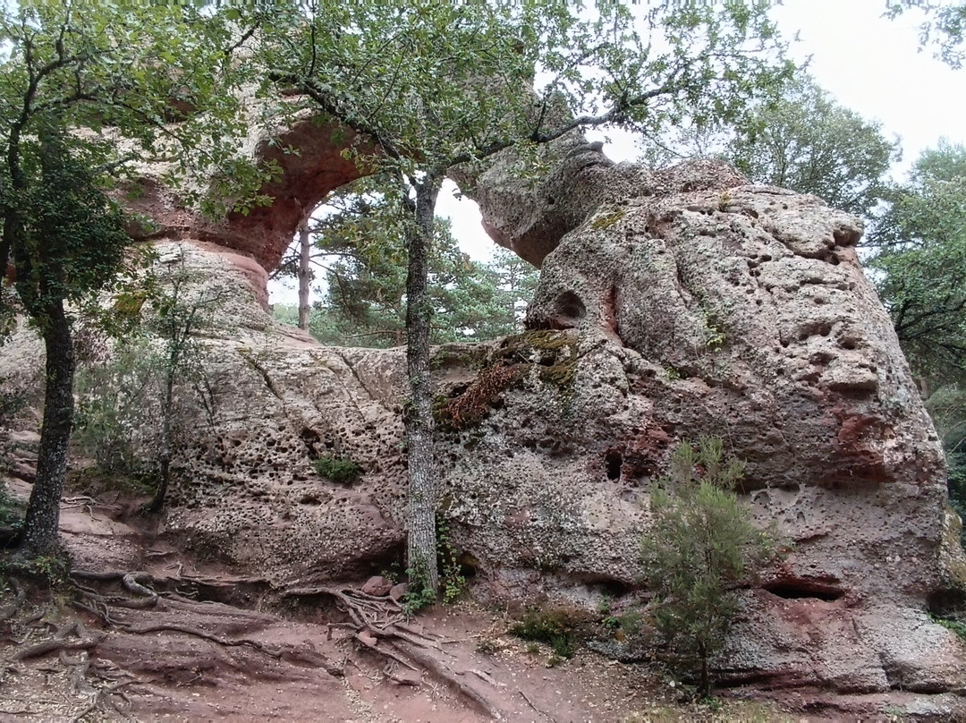Roca Foradada-Prades必去景点