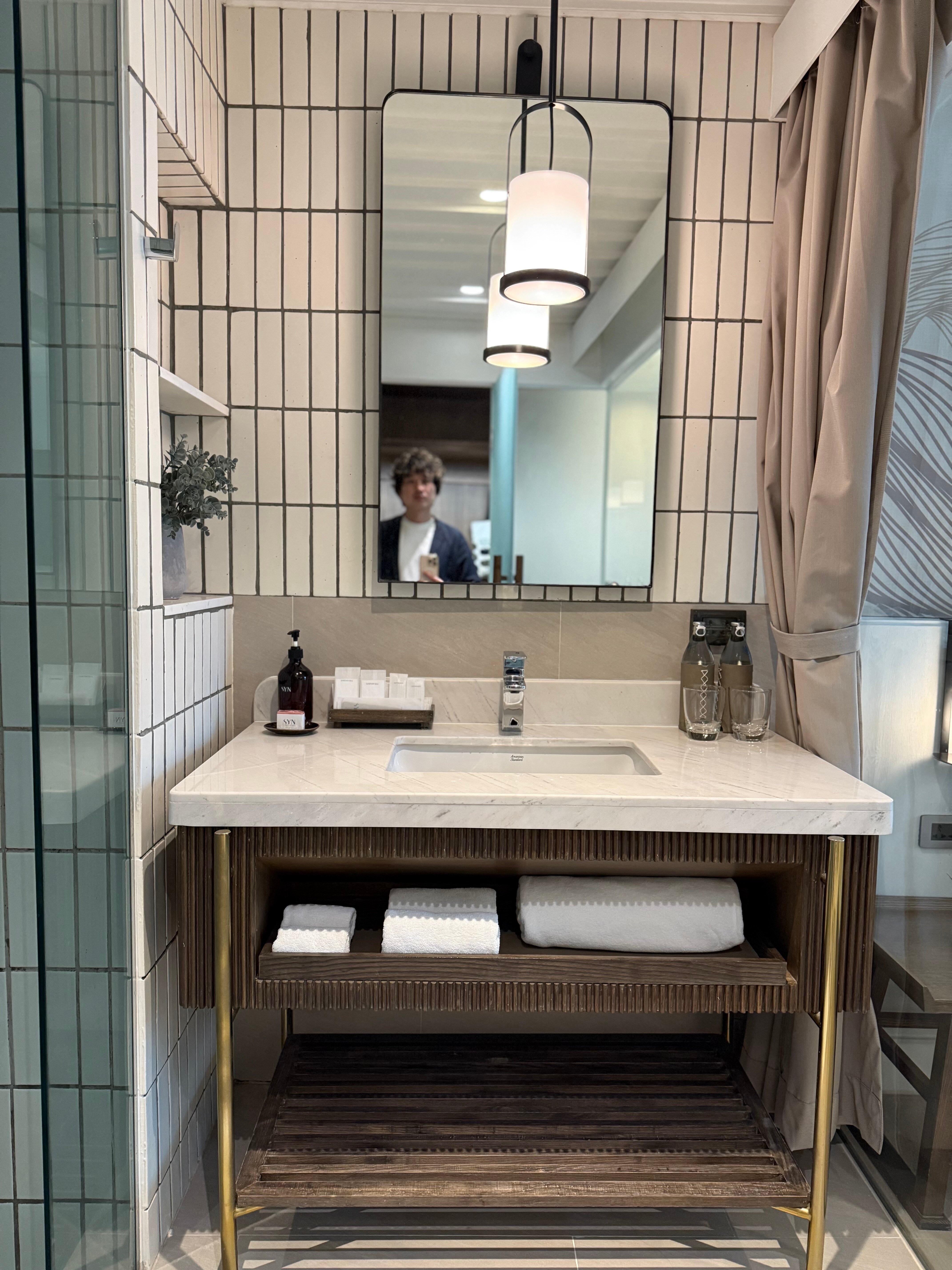 SYN Boutique Hotel-浴室