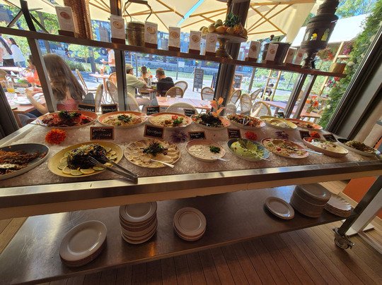 Litani mezza bar主图