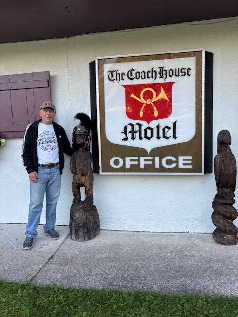 The Coach House Motel主图