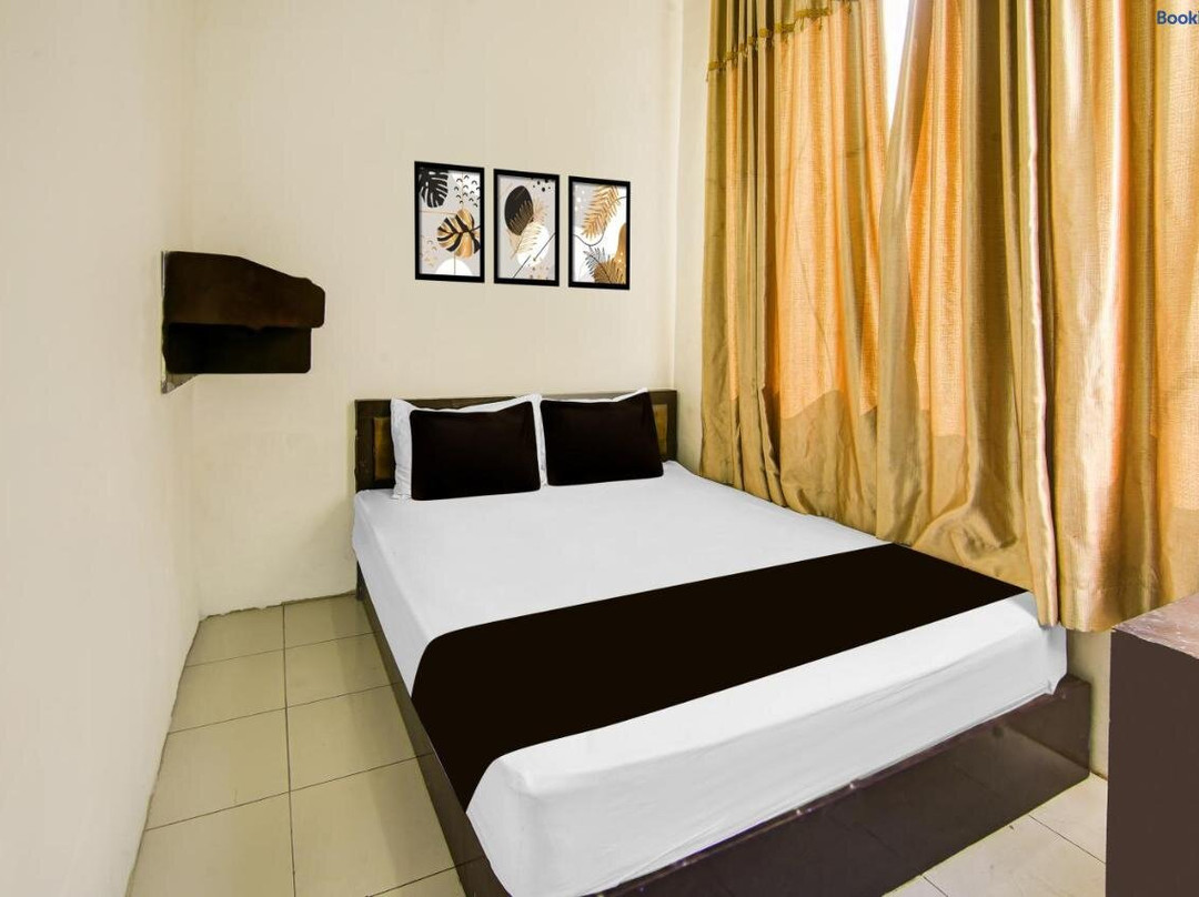 Hotel O Makassar Near RS Grestelina