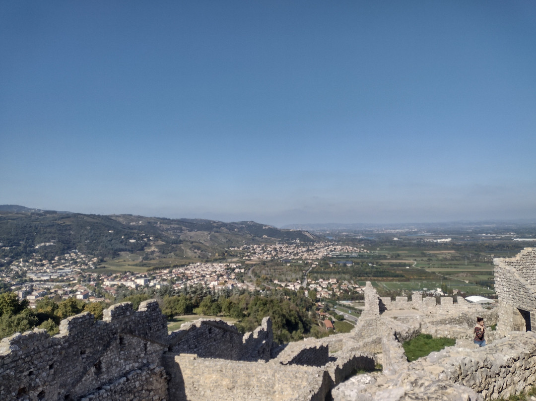 Chateau De Crussol-Saint-Peray必去景点