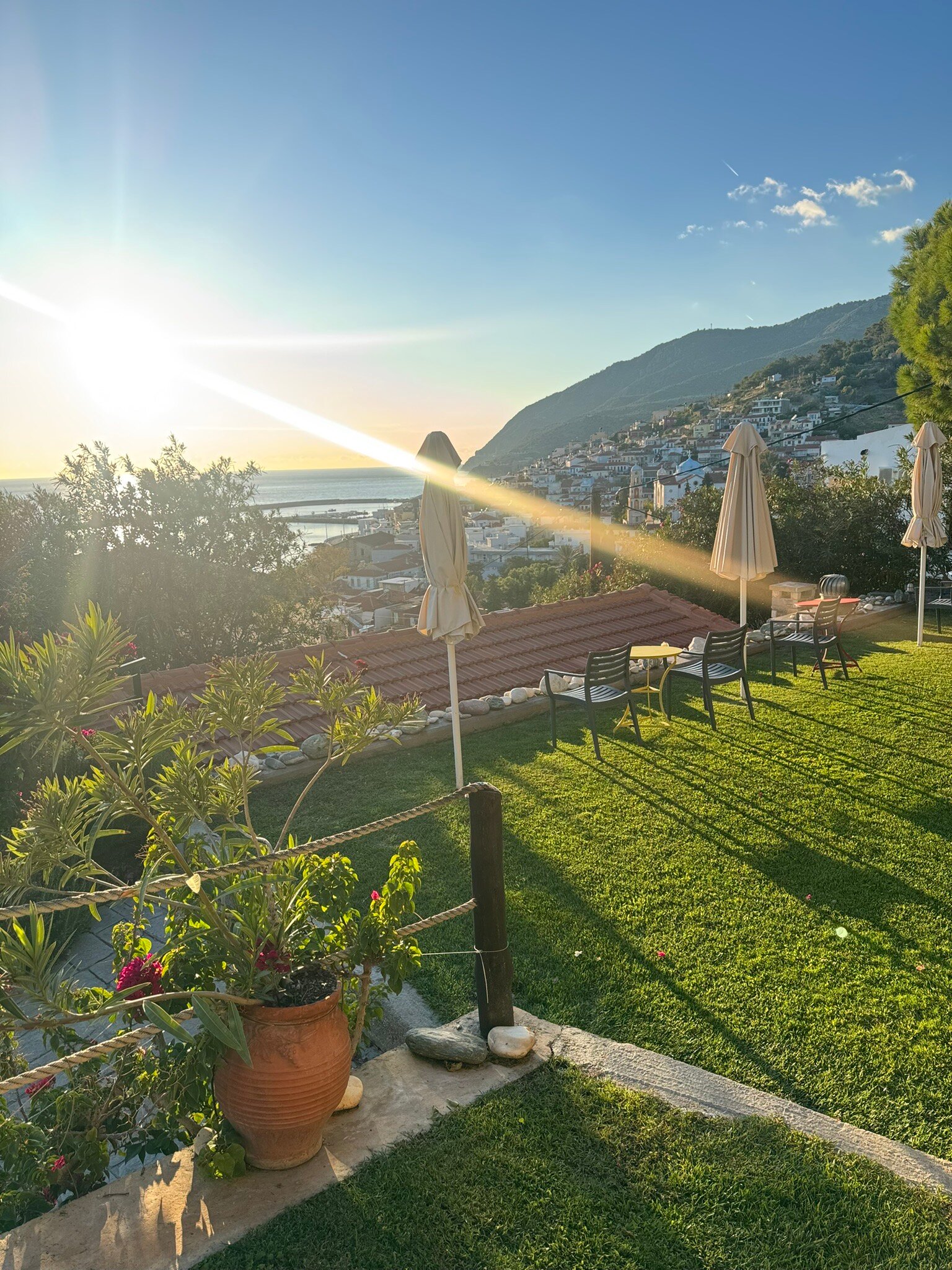 Maria's Apartments-官方