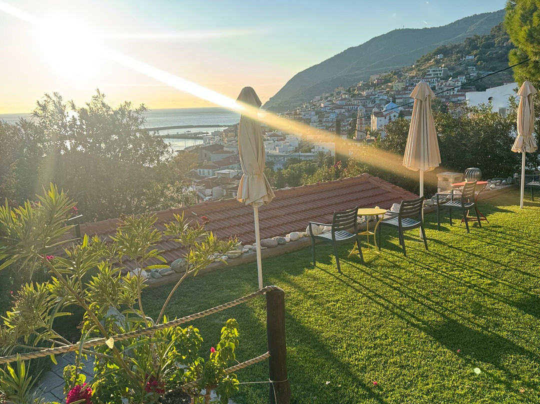 Maria's Apartments主图