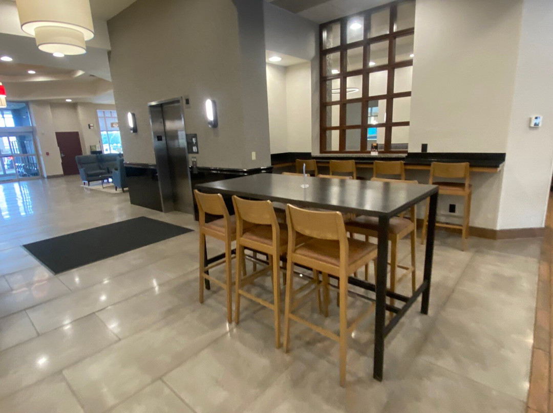 Drury Inn & Suites Dayton North主图