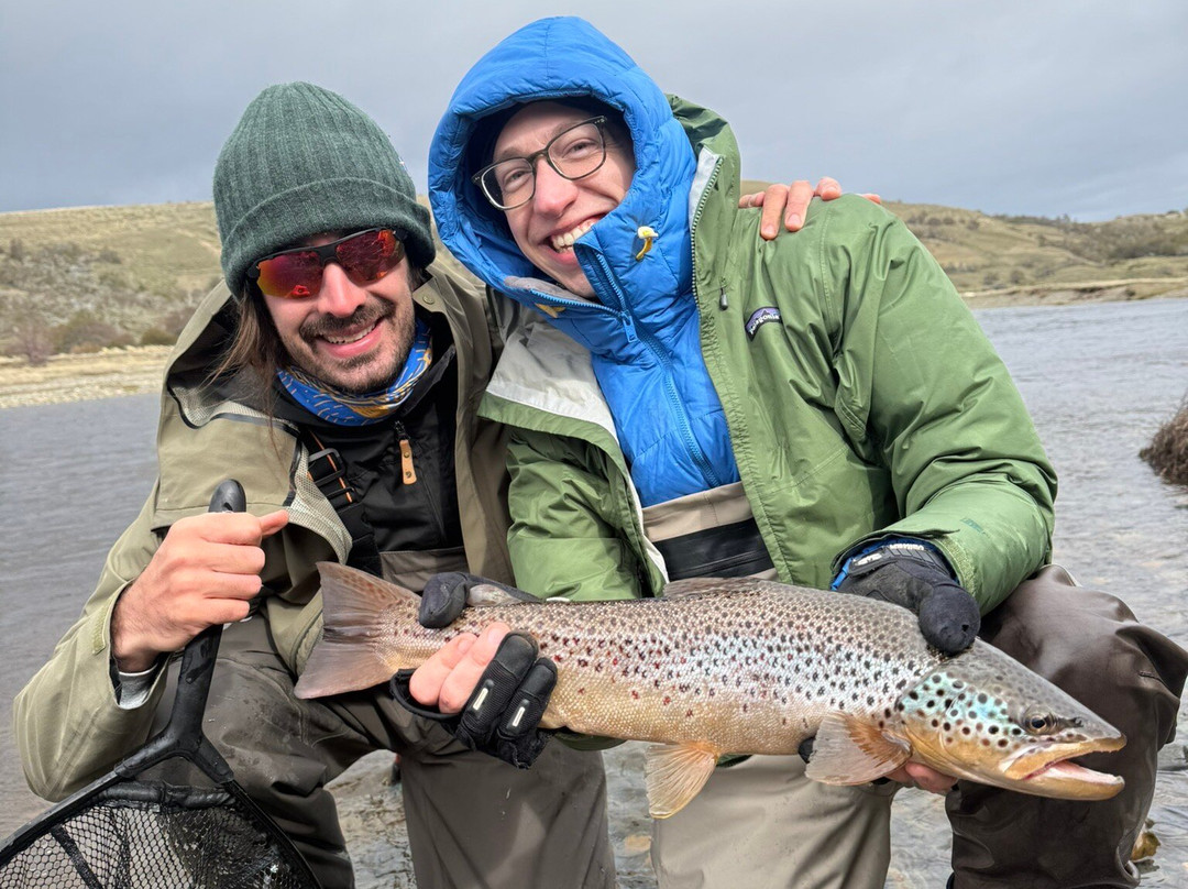 Mosquero Fly Fishing-纳塔莱斯港必去景点