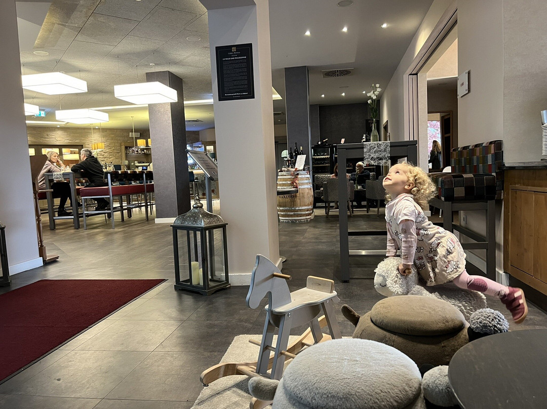 Goebel's Hotel Rodenberg主图