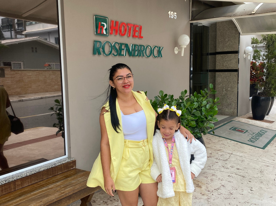 罗孙布洛克酒店主图