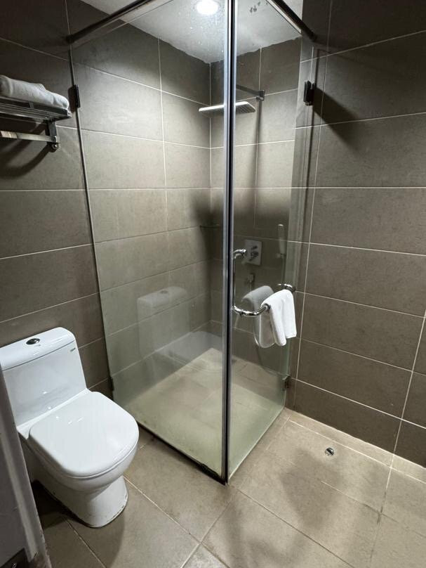 阿洛拉大酒店主图