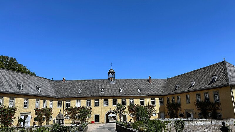 Schloss Dyck-Hochneukirch必去景点