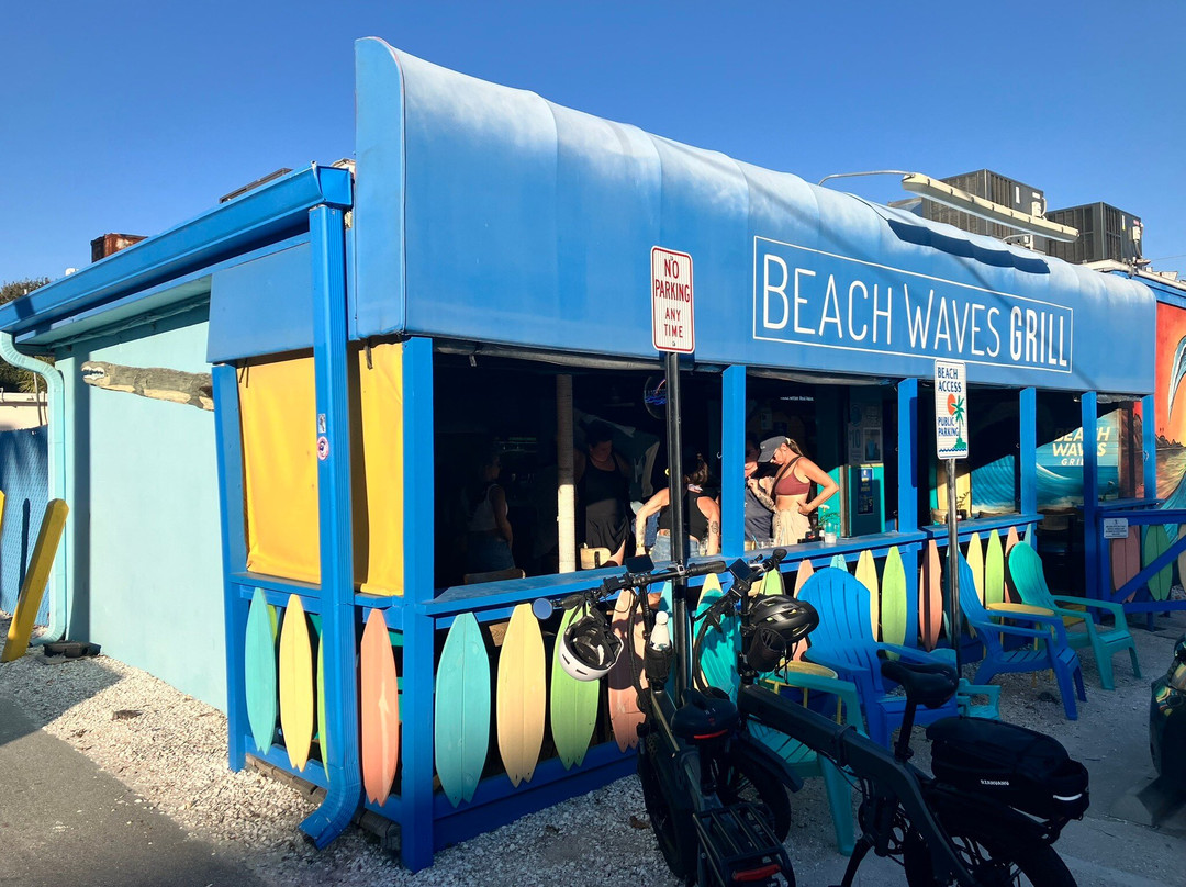 Beach Waves Grill