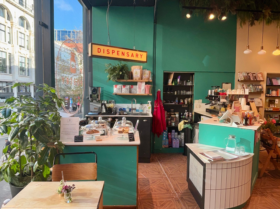 Poetry Pharmacy-Bishops Castle必去景点