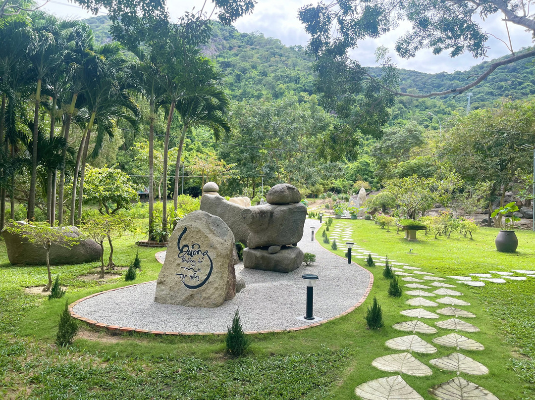 TTC World - Tà Cú-Thi Tran Thuan Nam必去景点