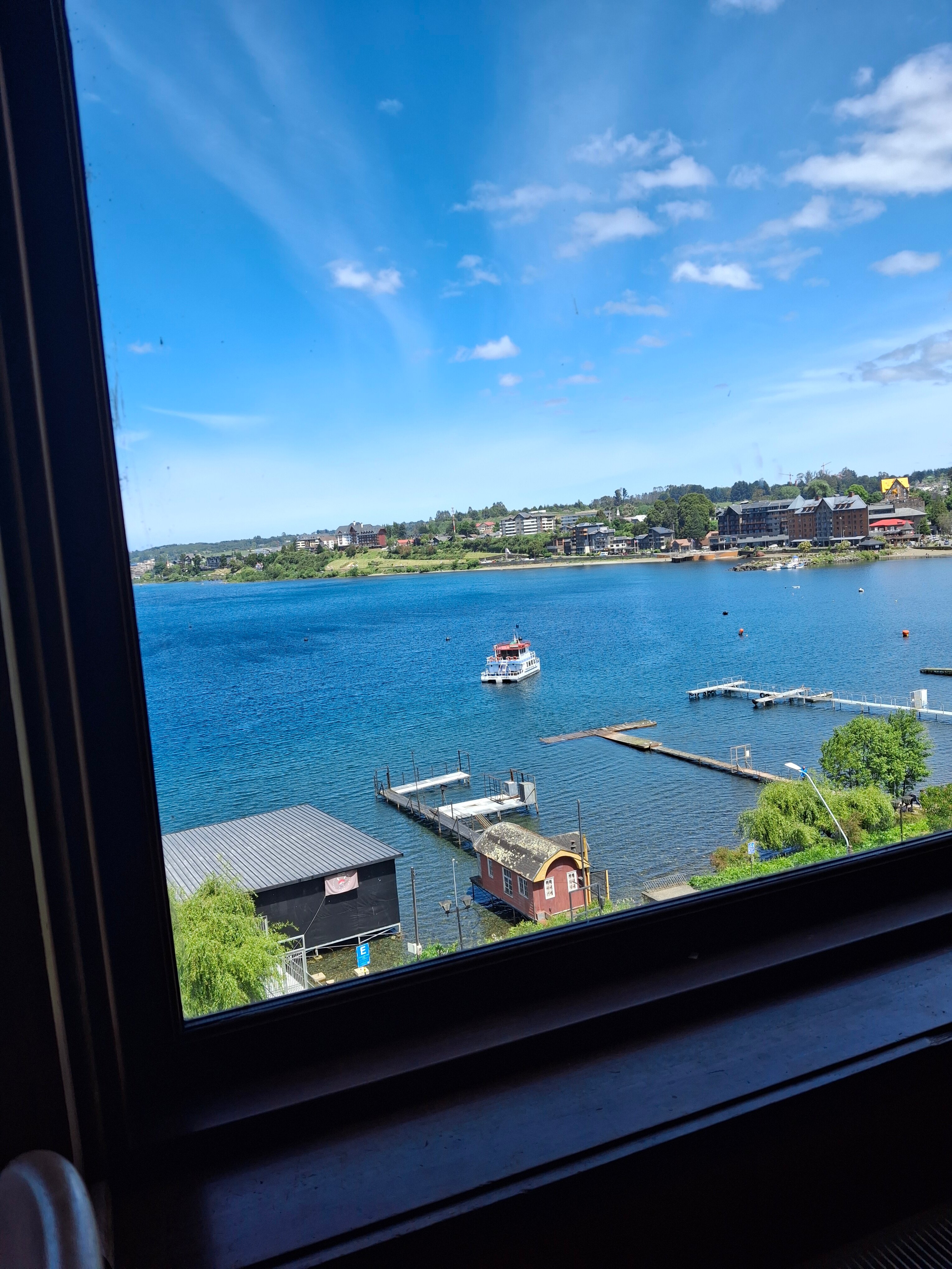 湖滨小屋酒店-官方