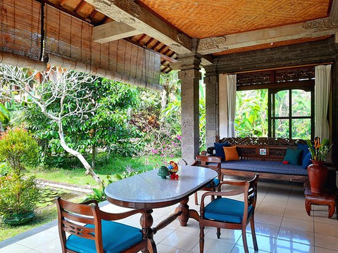 阿拉姆香缇酒店主图