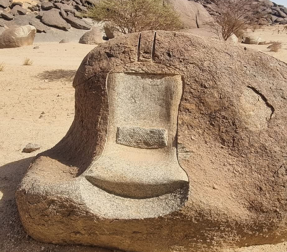 Monolith of Ben Amera-Atar必去景点