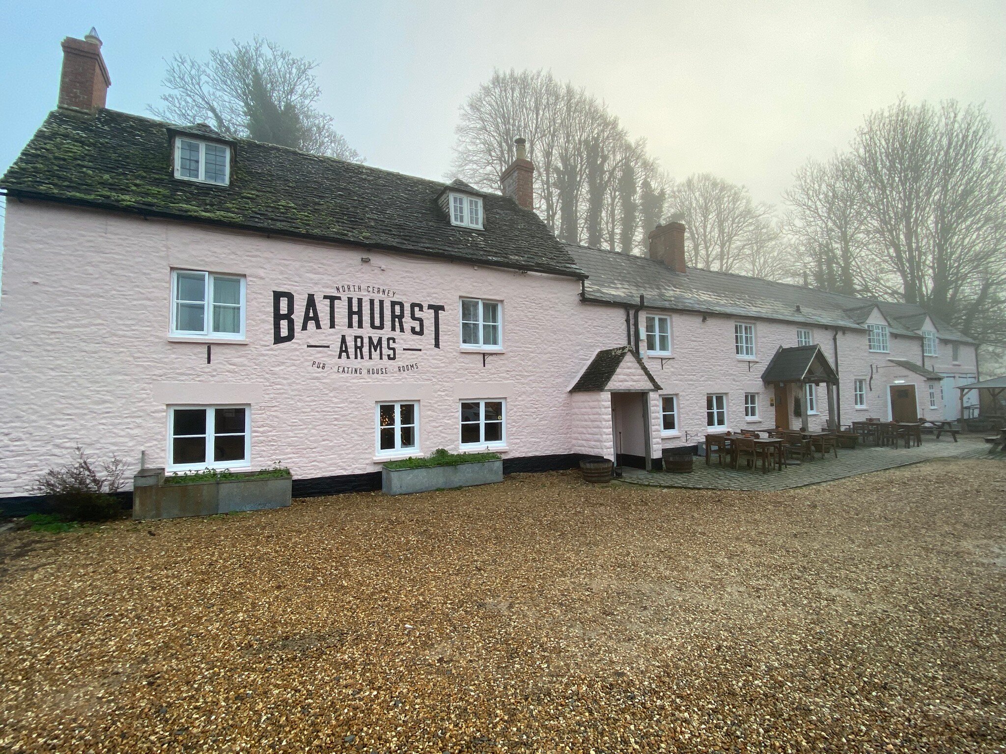 Bathurst Arms-官方