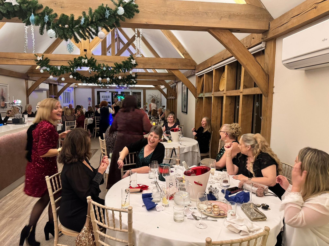 The Heron Country Club-Herongate必去景点