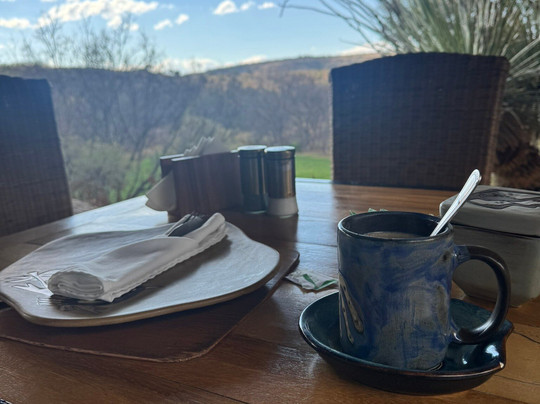 Nirvana Restaurant Retreat主图