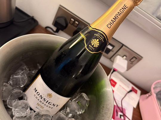 茱莉斯米尔顿凯恩斯旅馆主图