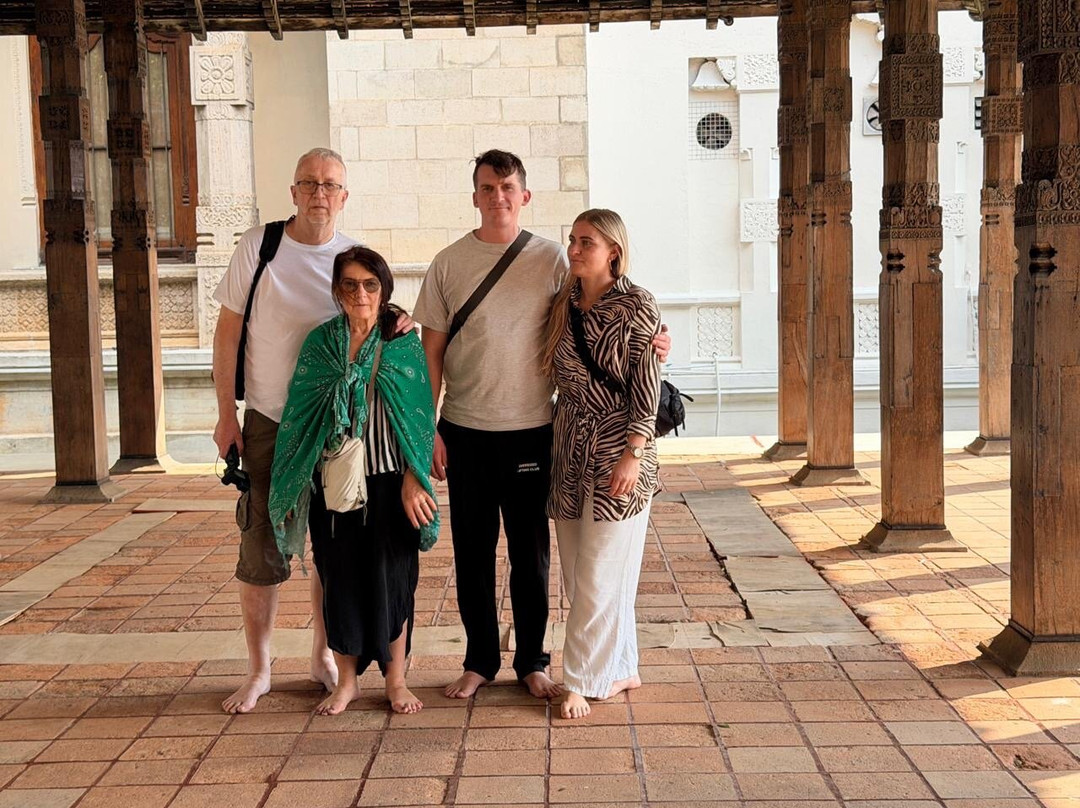 H.O.T Tourism-科伦坡必去景点