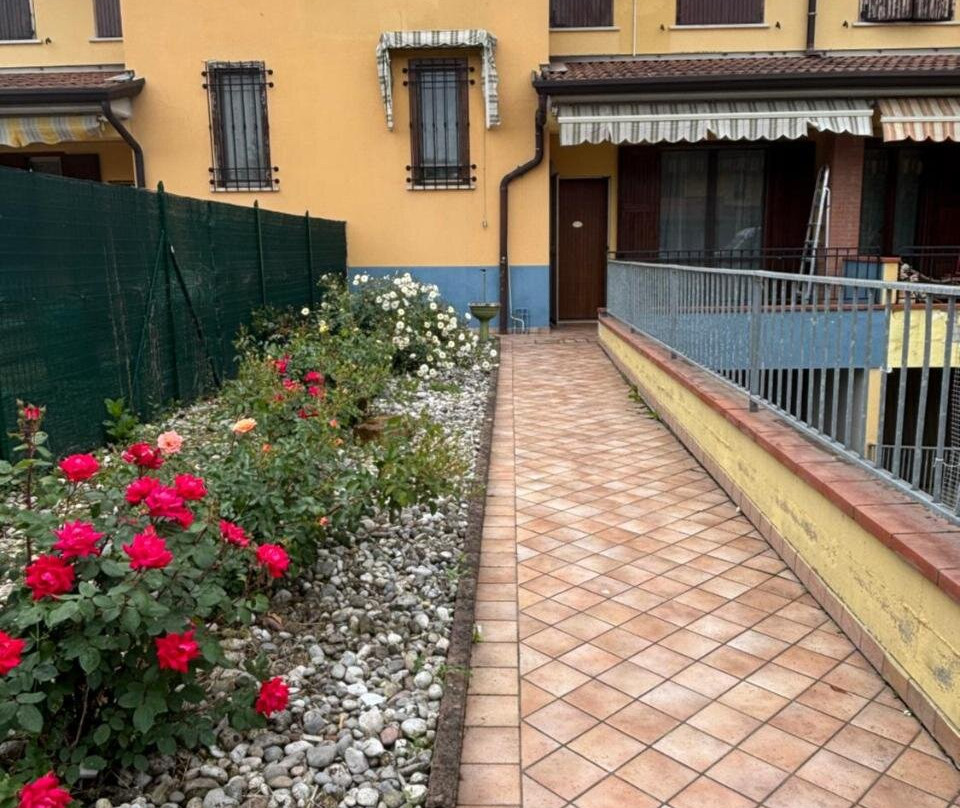 B&B Canossa